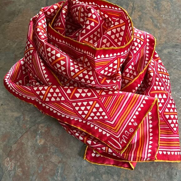 Vintage Vena Silk Hand rolled Scarf Japan Red Pink Orange - Picture 8 of 8